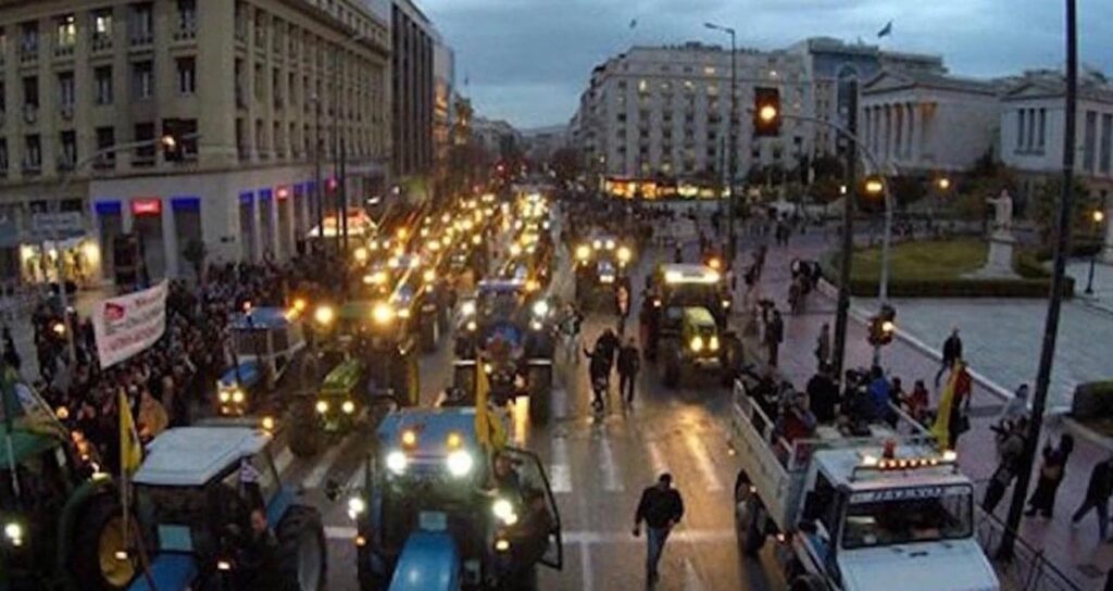 Yunanistan’da çiftçiler eylem yaptı