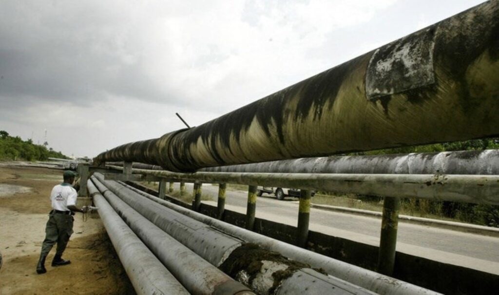 Afrika’nın en uzun petrol boru hattı: Neden üretime geçemiyor?
