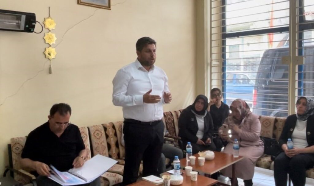 AKP’li belediye başkanı AKP’li vekile ekonomik krizi bu sözlerle hatırlattı: ‘2 milyonluk taksit ödeyemez…’