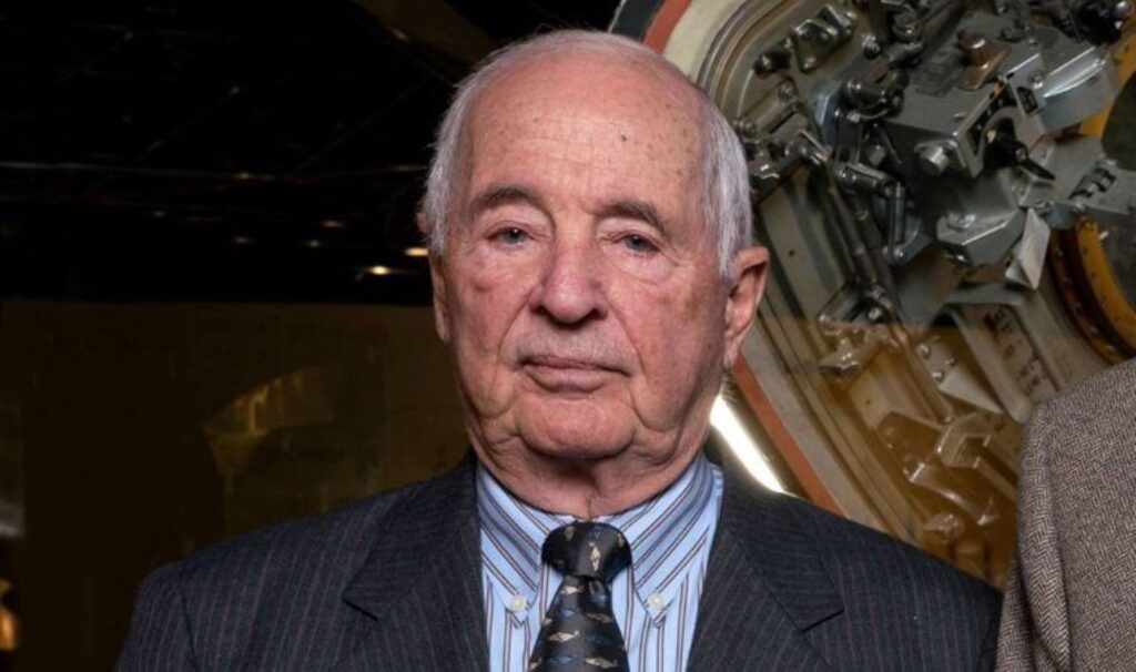 Apollo 8 misyonunda yer alan eski astronot William Anders, uçak kazasında öldü
