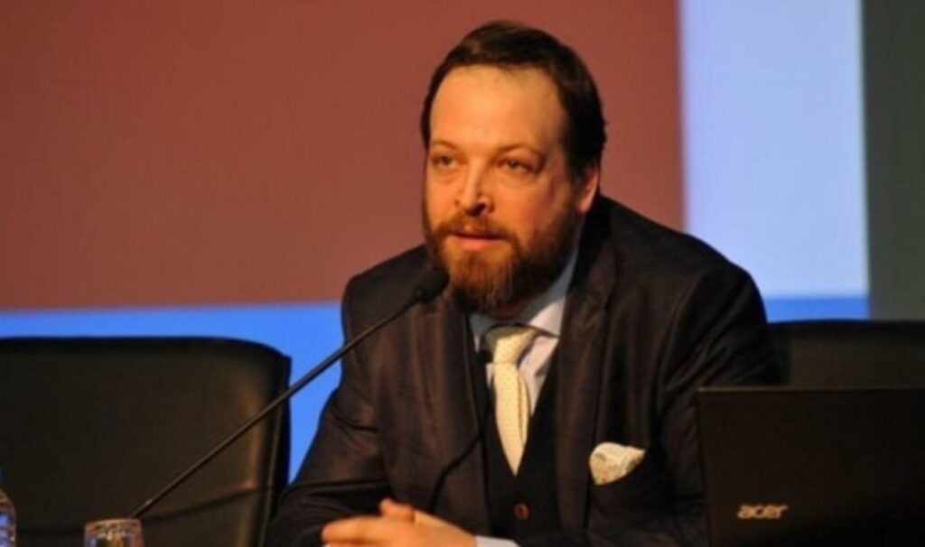 Aytun Çıray’a hakaret eden Fatih Tezcan’a hapis cezası!