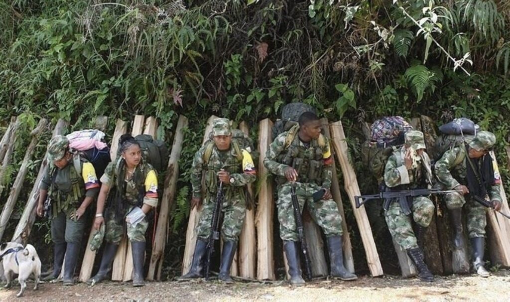Hükümet ile eski FARC üyeleri arasında müzakereler başlayacak