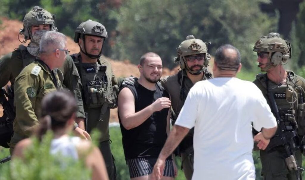 İsrail ordusu, Gazze’de dört rehineyi canlı kurtardığını açıkladı