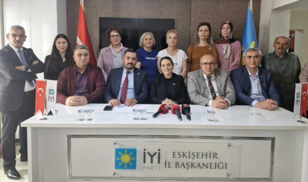 İYİ Partili Ayyüce Türkeş’ten iktidara ‘kandırıldık’ göndermesi: ’22 yıldır bunlar yönetiyor’
