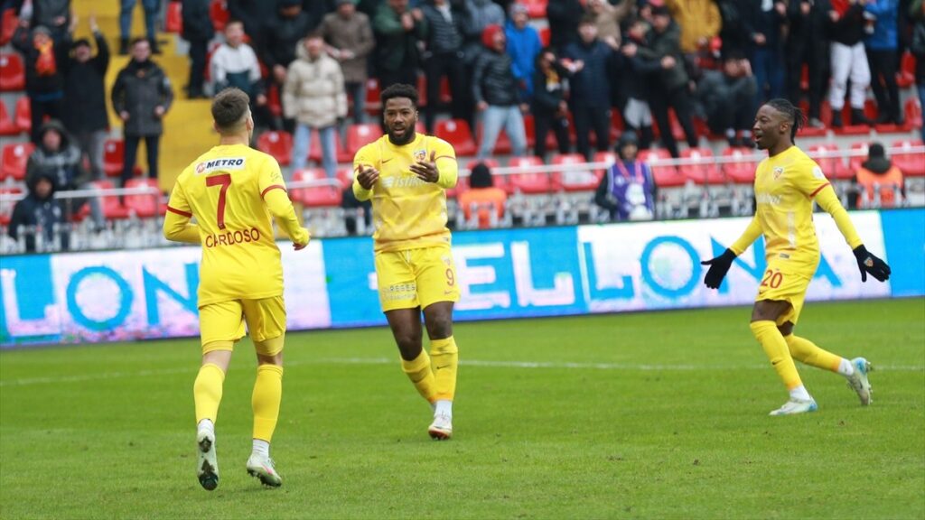 Kayserispor, Konyaspor’u yendi