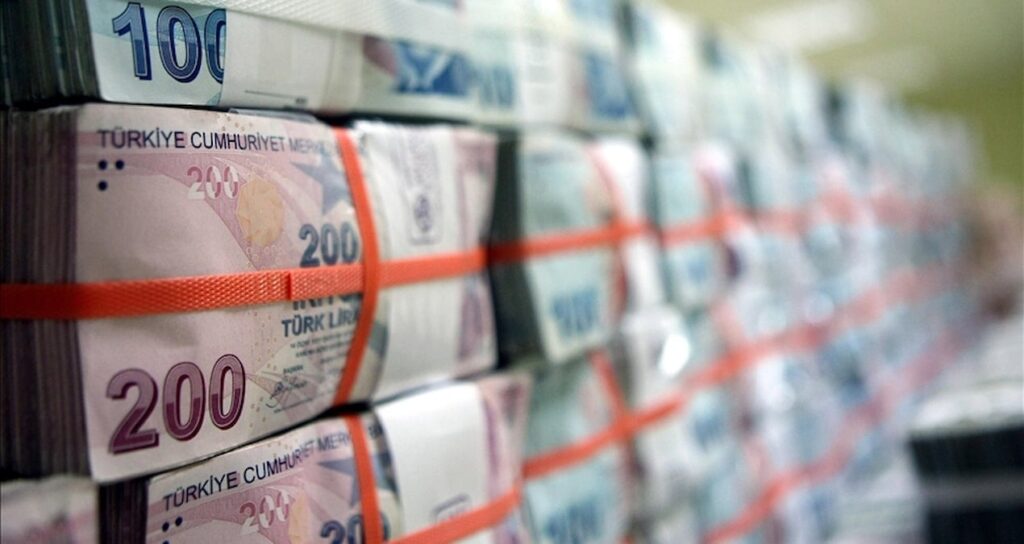 Kur Korumalı Mevduat düşerken krediler ve mevduat arttı