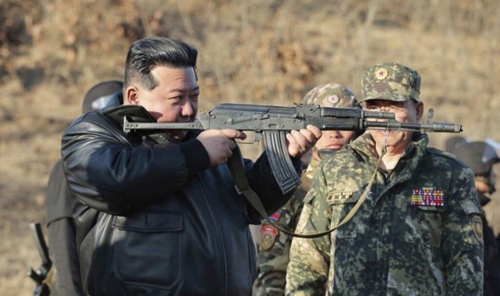 Kuzey Kore lideri Kim Jong-un: ABD’yi askeri müdahaleden caydırabilecek güce sahibiz