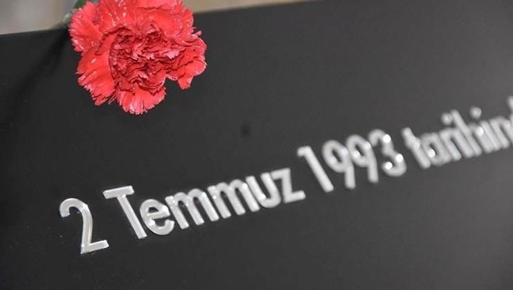 Madımak katliamına 17 tahliye