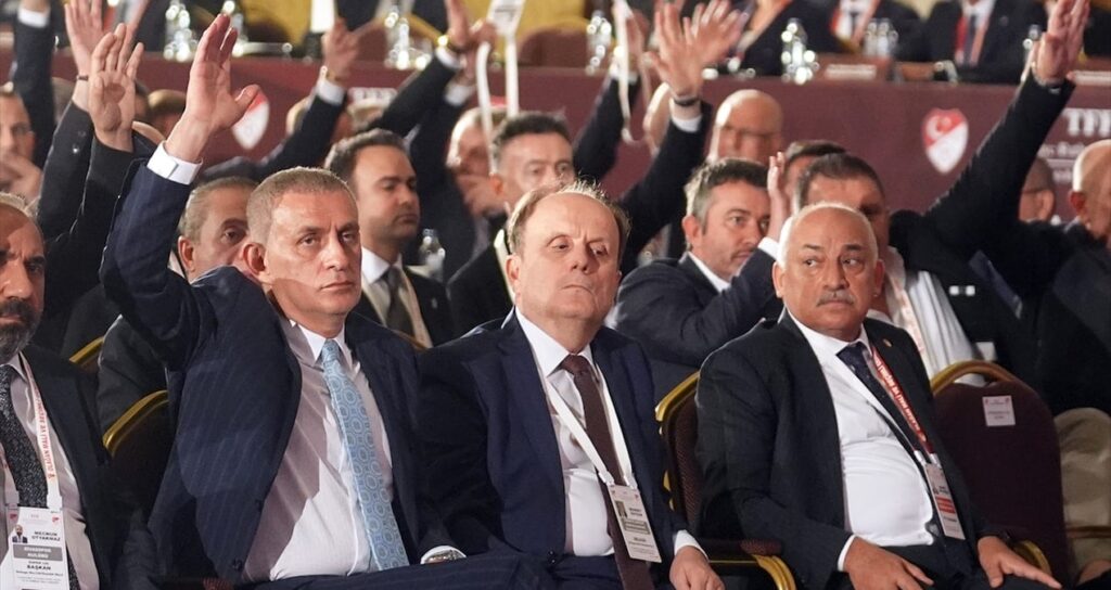 ‘O hakemler maç mı sattı!’