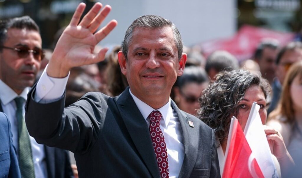 Özgür Özel partisinin oy oranlarını açıkladı: ‘Daha bugün ortaya çıkan anketlerde…’