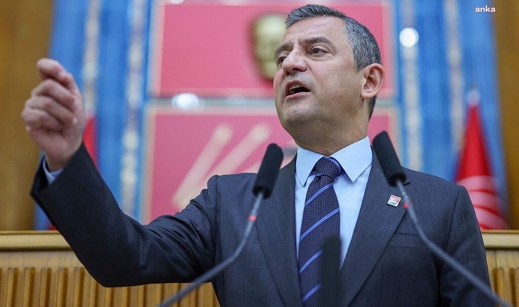 Özgür Özel’den Büyük Emekli Mitingi’ne çağrı: ‘Onurlu yaşam, hakça paylaşım için emeklilere sahip çıkmak isteyen herkesi bekliyoruz’