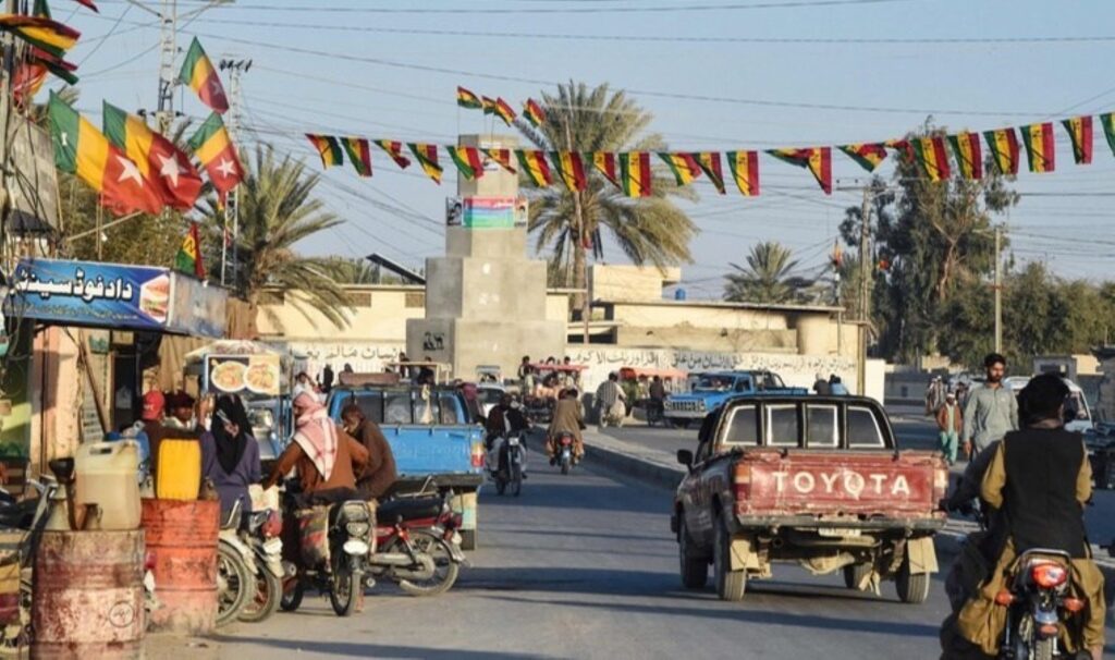 Pakistan-İran sınırında sınırında gerginlik: 4 ölü
