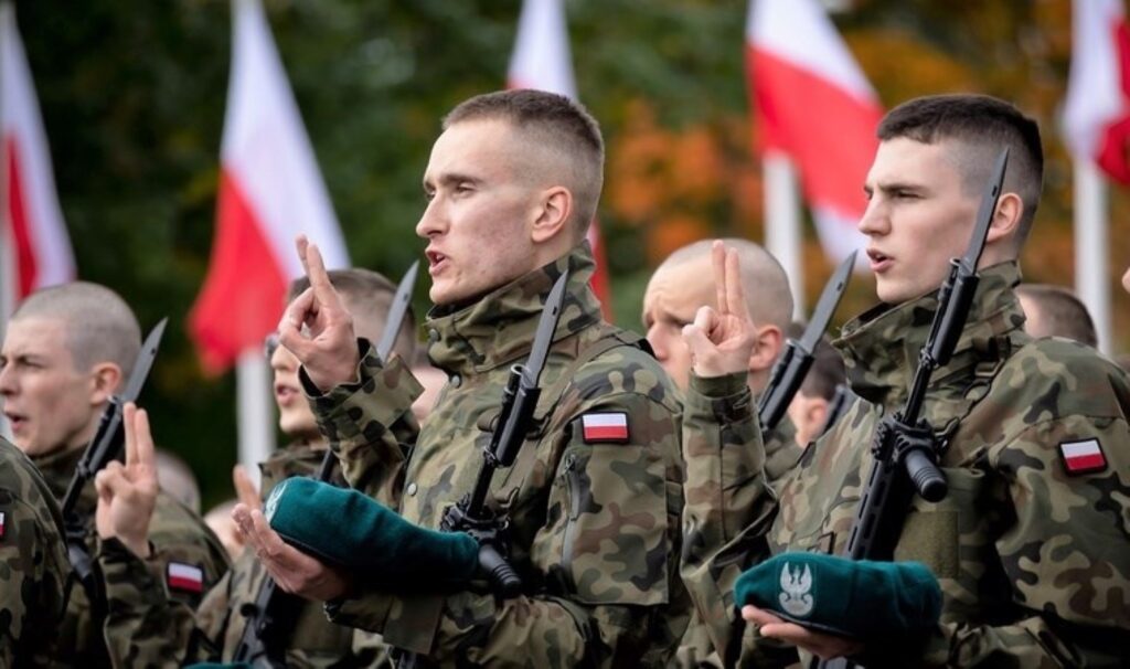 Polonya Dışişleri Bakanı Radoslav Sikorski: Ukrayna’ya asker göndermeyi göz ardı etmemeliyiz