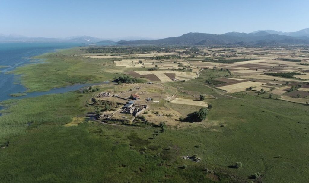 Suların çekilmesi ile ortaya çıktı! Alaaddin Keykubad’ın emriyle inşa edildi…