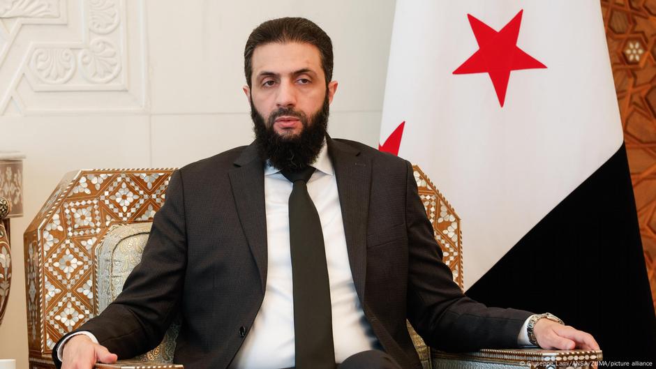Suriye lideri Şara: Silahlar devlet tekelinde olacak