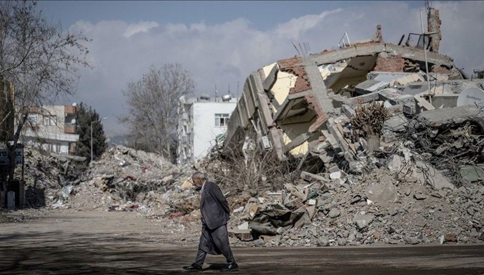 “Türkiye bir deprem ülkesi” Uzmanlara göre deprem beklenmeyen bölge yok