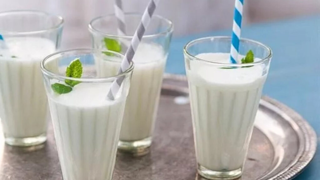 ‘Türkiye sevinçte de kederde de ayran içti’: Üretimi rekora koşuyor