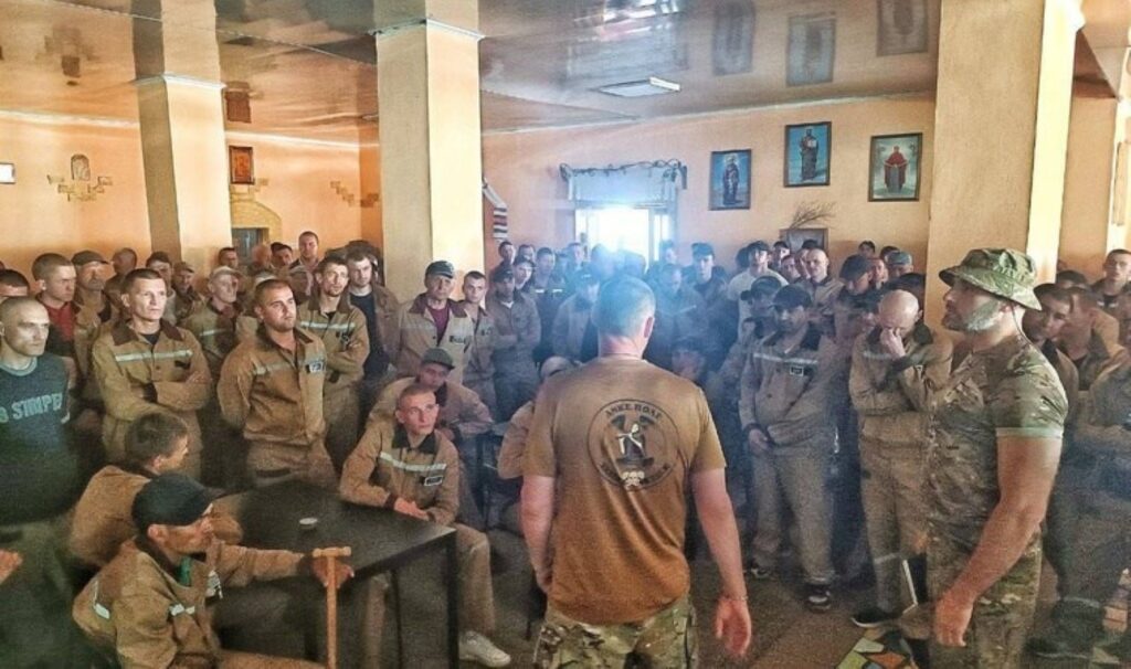 Ukrayna’da yüzlerce cezaevi mahkumu orduya alındı
