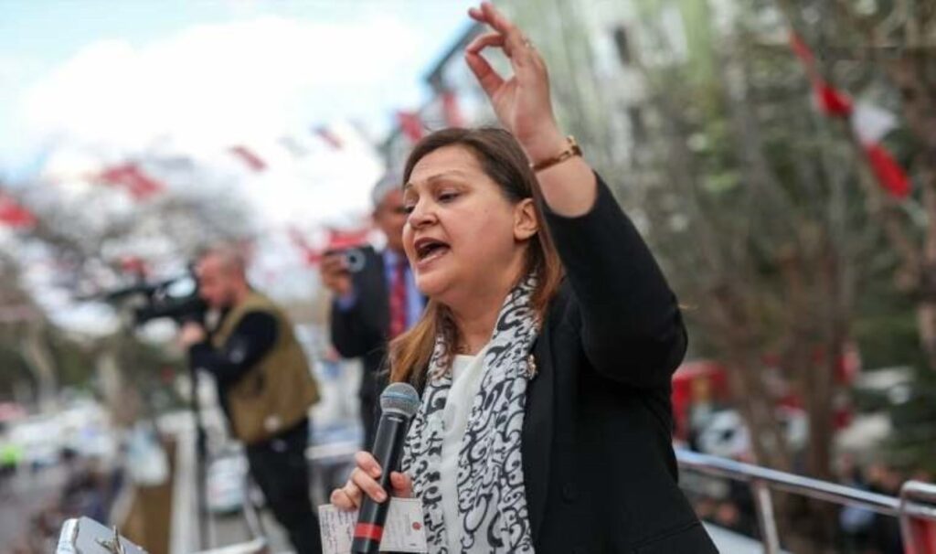 Valilik ifadeye çağırmıştı… Burcu Köksal’dan yabancı uyrukluya ruhsat açıklaması