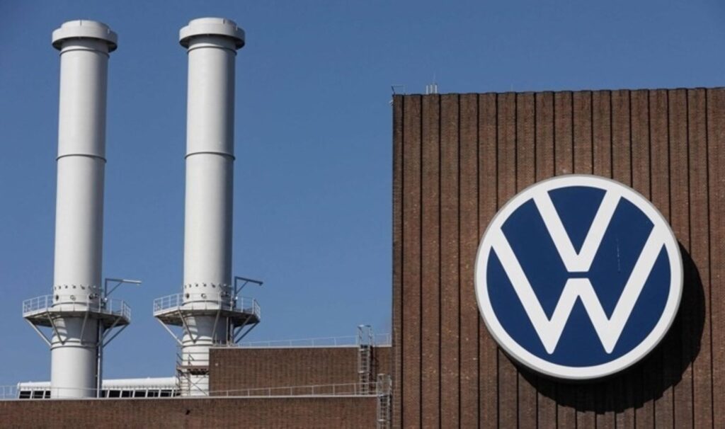 Volkswagen’de sular durulmuyor: Bu kez de vergi kaçakçılığıyla suçlandı!