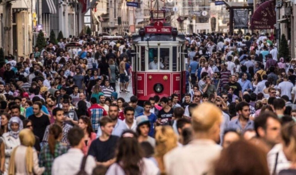ADD Gençlik Kurulu Başkanı Mercan, iktidarın baskısını ve gençlerin kaygılarını anlattı