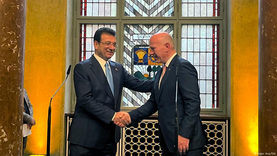 Berlin Başbakanı İstanbul ziyaretini iptal etti