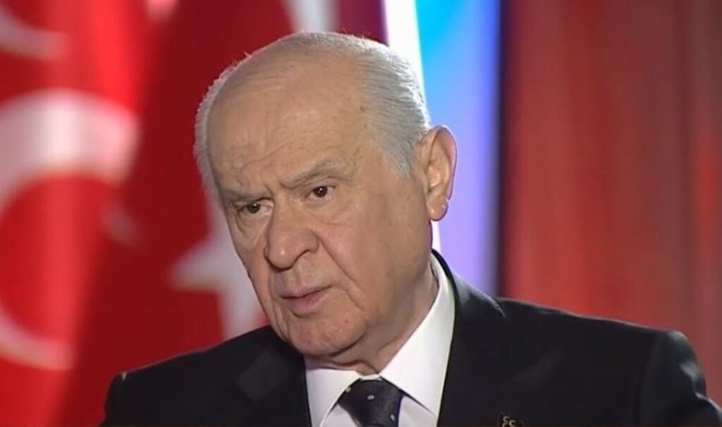 ‘Devamlı suyu bulandıranlar’ demişti: Bahçeli’nin tepkisi AKP’de 10 isme mi?