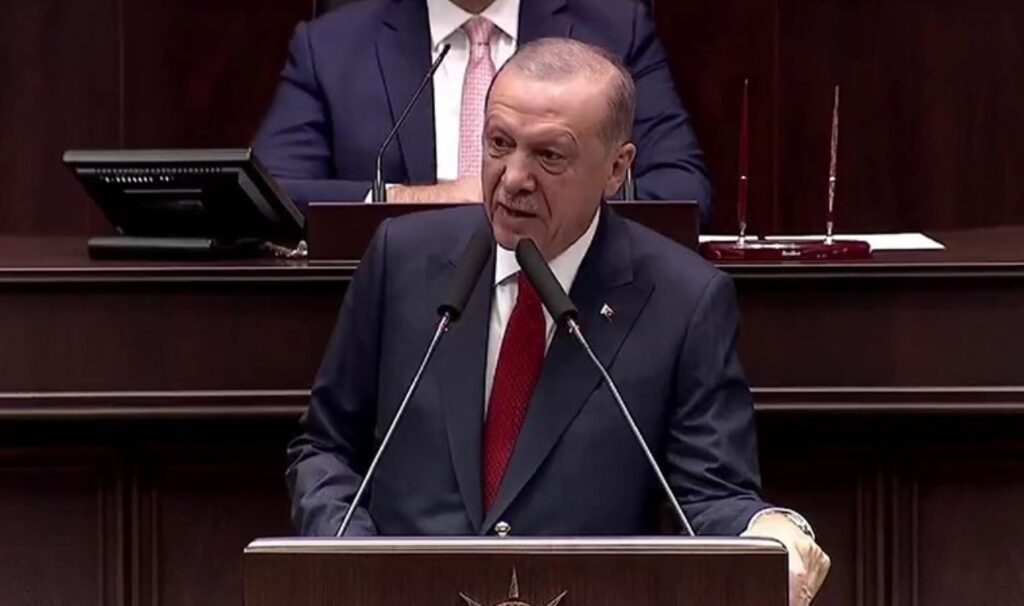 Erdoğan’dan Özgür Özel’e ‘suç ortağı’ yanıtı: ‘İktidar partisi ve ana muhalefet partisi arasında siyasi ittifak olmaz’