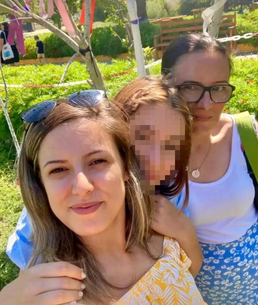 İstanbul’da Korkunç Cinayet: Anne ve Kız Son Yolculuğuna Uğurlandı