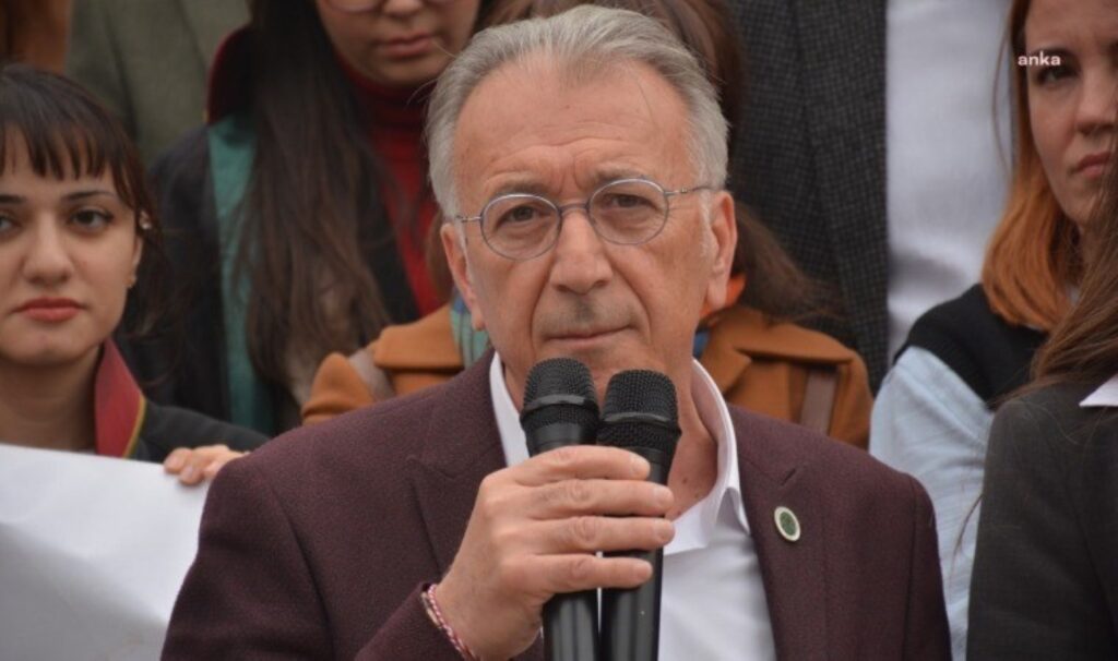 İzmir Barosu tutuklanan gençlere kötü muameleyi açıkladı: Gözle görülür şekilde darp ve cebir izine rastlandı