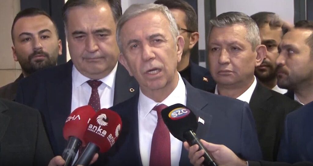 Mansur Yavaş yurda döndü, O iddialara sert tepki gösterdi