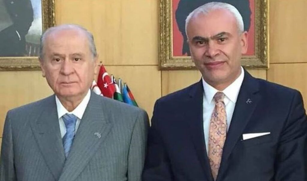 Oğlu PKK üyeleriyle göçmen kaçakçılığından tutuklanan MHP’li Adıgüzel, istifa ettiğini duyurdu