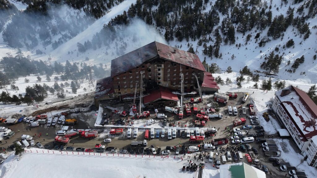 Otel yangınları sonrası, yangın yönetmeliği yeniden gündemde