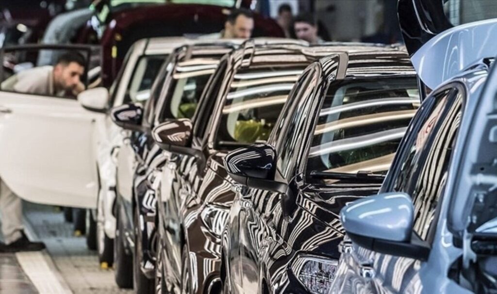 Otomotiv ihracatı yılın ilk 2 ayında 6 milyar dolara yaklaştı: Üretim düştü