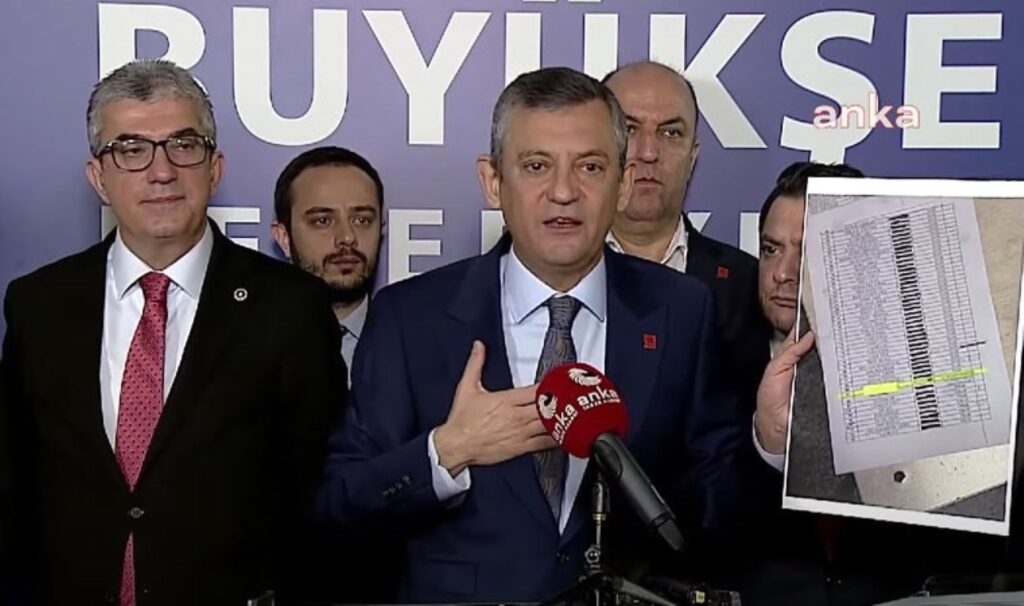 Özgür Özel, Saraçhane’de flaş açıklama
