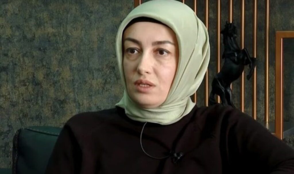 Sinan Ateş’in eşi Ayşe Ateş’ten ‘Babalar Günü’ mesajı: ‘Ya kıyamet kopacak ya da adalet yerini bulacak’