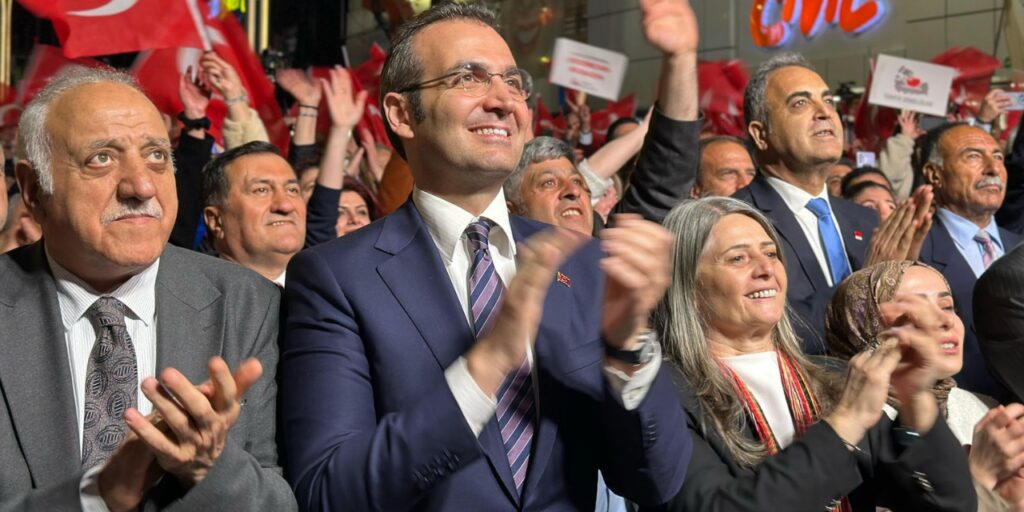 Şişli Belediye Başkanı Şahan Diyarbakır’dan seslendi: Yürüyüşümüzü tarih yazacak