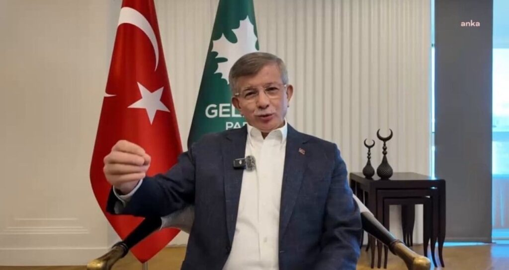 Tepkiler sonrası Ahmet Davutoğlu’ndan geri vites