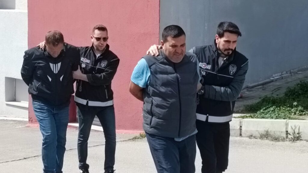 Adana’da 4 ton sahte içki ele geçirildi