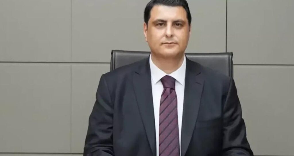 CHP’den istifa etmişti: AKP’ye geçeceği konuşulan başkan ‘Siyasette dik duracaksın’ demiş