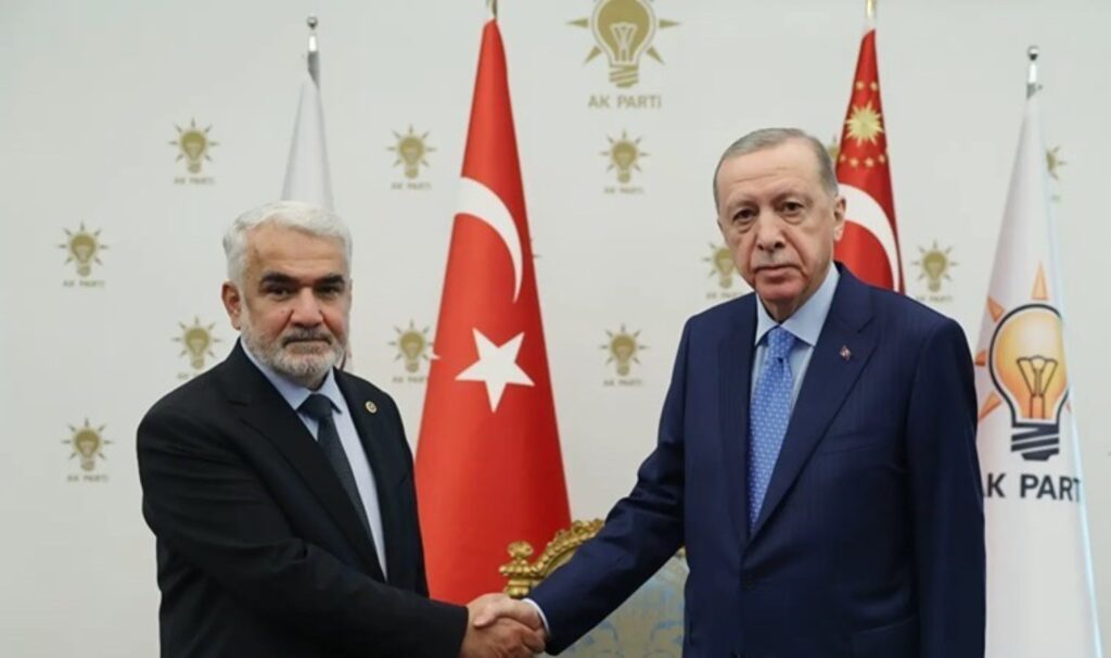 HÜDA PAR Genel Başkanı Zekeriya Yapıcıoğlu: Cumhurbaşkanlığı hükümet sistemi daha iyi olmalıydı, ben olsam ‘parlamenter sisteme dönüş’ teklifi sunarım