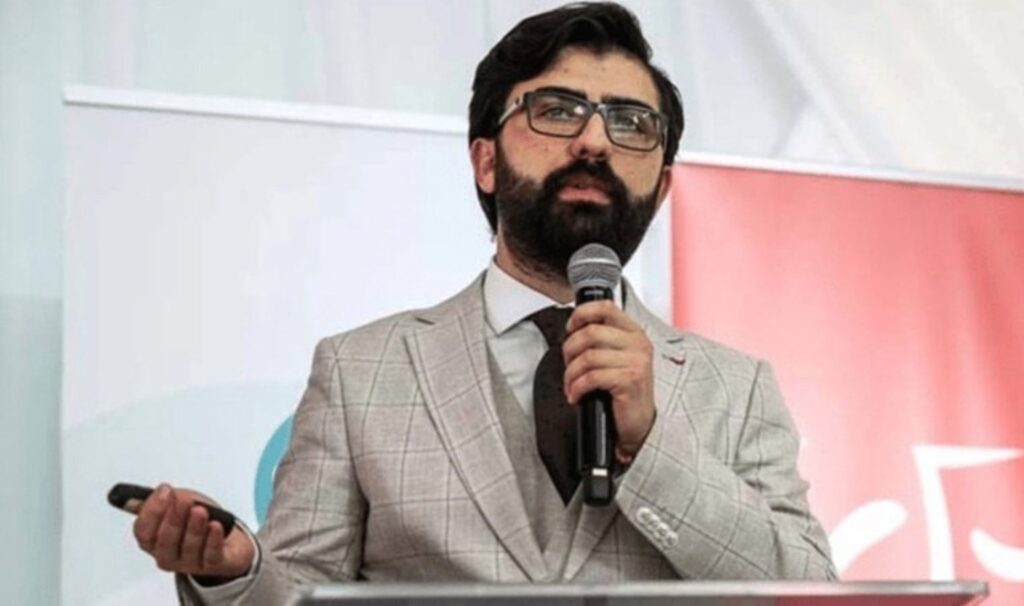 İmamoğlu’nun diploması için ‘rapor’ yazmıştı: AKP’li başkanın danışmanı çıktı!