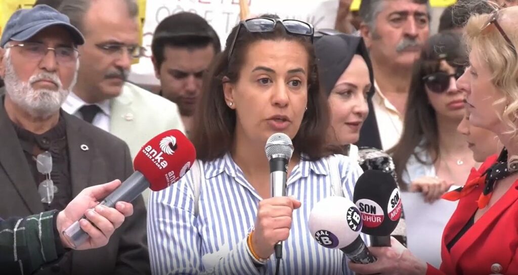 Öğretmenler Ankara’da iktidara seslendi