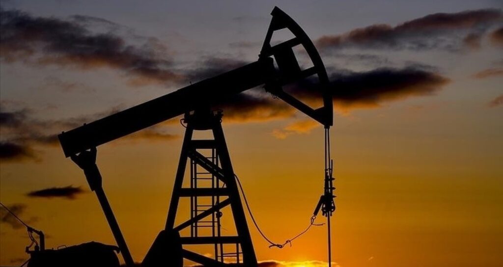 OPEC+ kararı sonrası petrolde sert düşüş