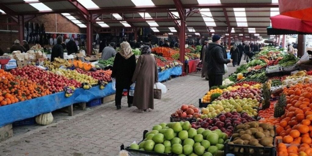 Pazarcıdan sitem: Hiç memnun değiliz, her şey çok kötü