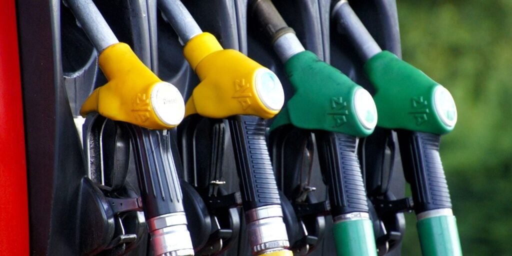 Petrolde çakılma! Akaryakıta büyük indirim geliyor mu?