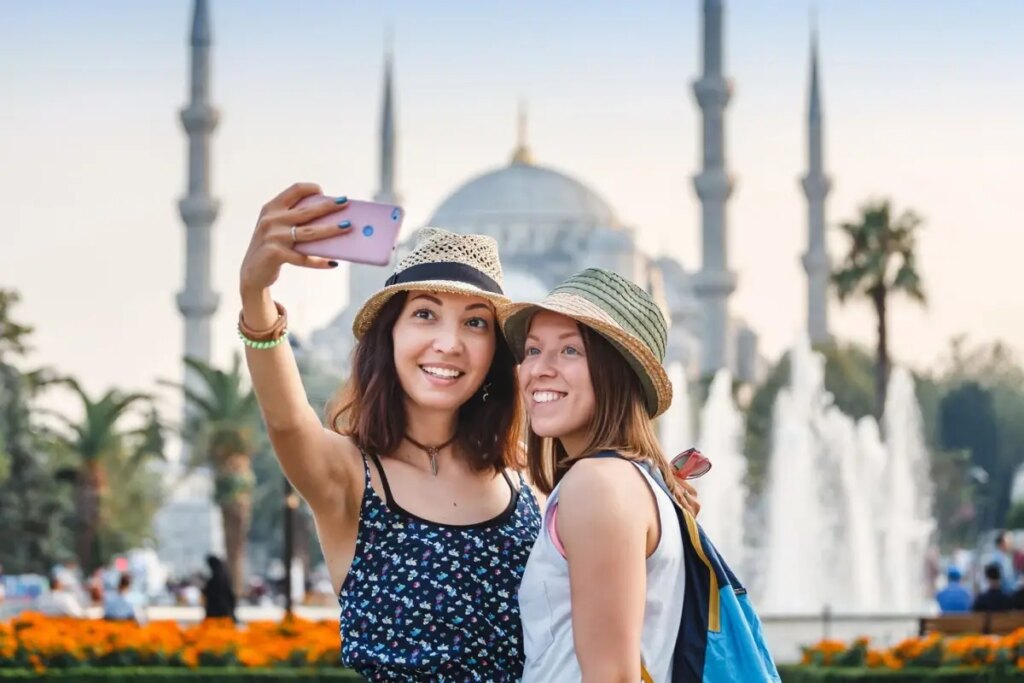 Türkiye’ye en fazla turist İran ve Rusya’dan geldi