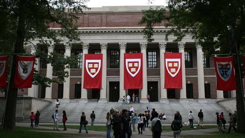 ABD’de federal yargıç, Trump yönetiminin Harvard’ın uluslararası öğrenci kabulünü engelleme kararını durdurdu