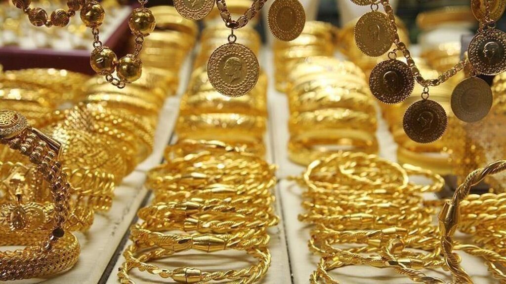 ABD’li banka altınla ilgili tahminlerini güncelledi:  Altında yeni rekor gelir mi? Altın yatırımcısı ne yapmalı?