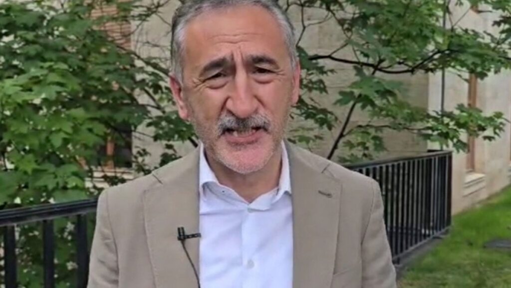 Adıgüzel “çevre katliamı sürüyor, pis koku bitmiyor”